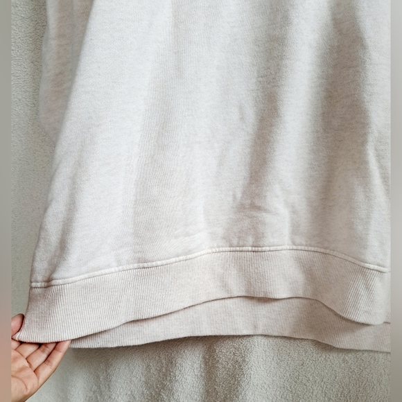 Men's Izod Cream Colored Pull Over Crewneck Sweater - Picture 7 of 12